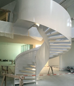 Wendeltreppe für LzO-Neubau